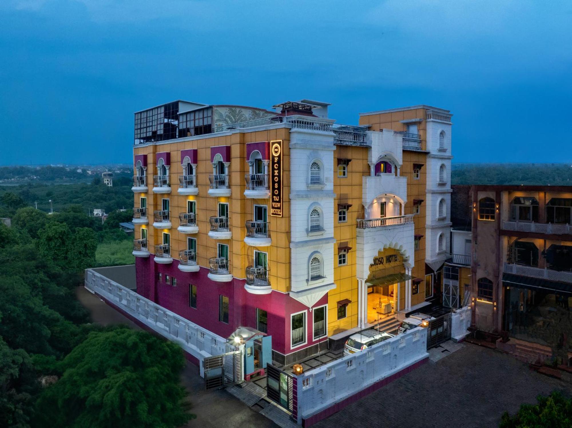 Foxoso Taj View Hotel 아그라 외부 사진